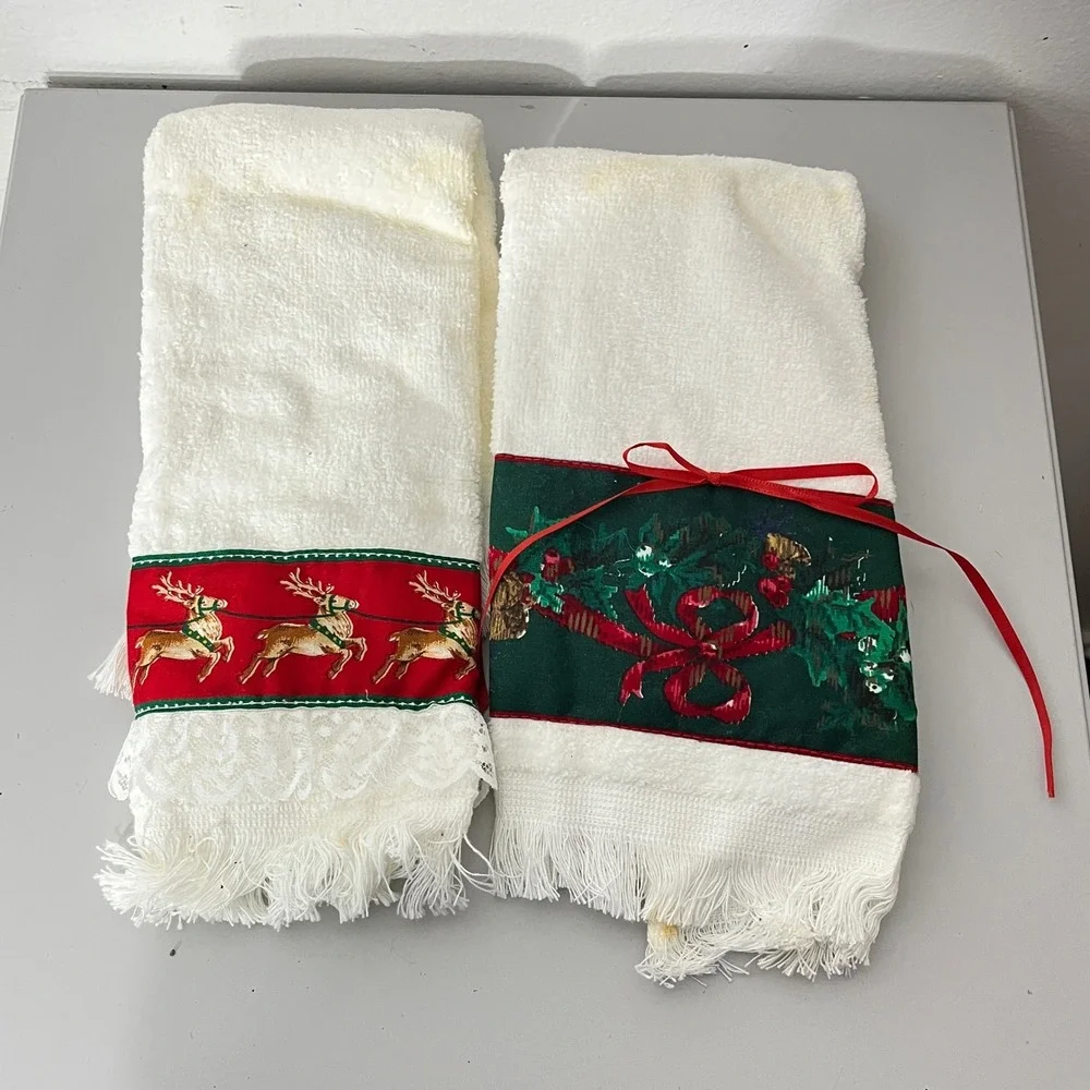 Cannon Hand Towels  Green White Vintage Christmas Reindeer Partridge 4pc